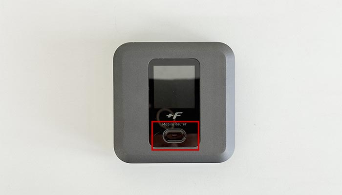 FS040Wでpovo2.0を利用する設定方法を解説している写真