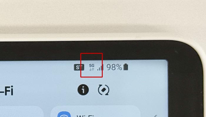 Galaxy 5G Mobile(SCR01)でpovo2.0を利用する設定方法を解説している写真