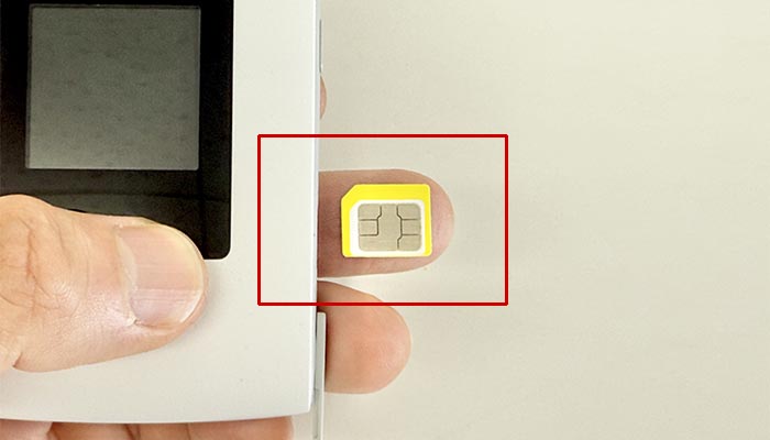 Rakuten WiFi Pocket 2B/2Cでpovo2.0を利用する設定方法を解説している写真