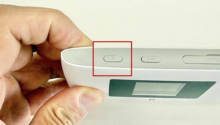 Rakuten WiFi Pocket 2B/2Cでpovo2.0を利用する設定方法を解説している写真
