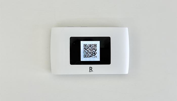 Rakuten WiFi Pocket 2B/2Cでpovo2.0を利用する設定方法を解説している写真