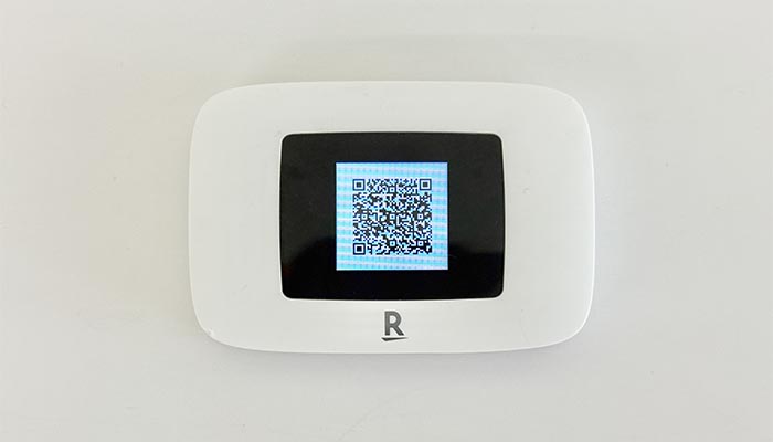 Rakuten WiFi Pocket Premiumでpovo2.0を利用する設定方法を解説している写真